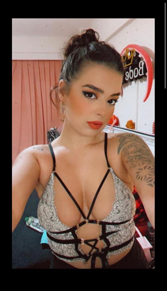 Mersin Modern Bayan Escort Maya Mersin Modern Bayan Escort Maya